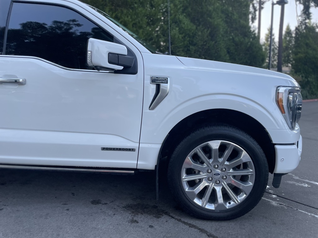 2023 Ford F-150 Limited photo 2