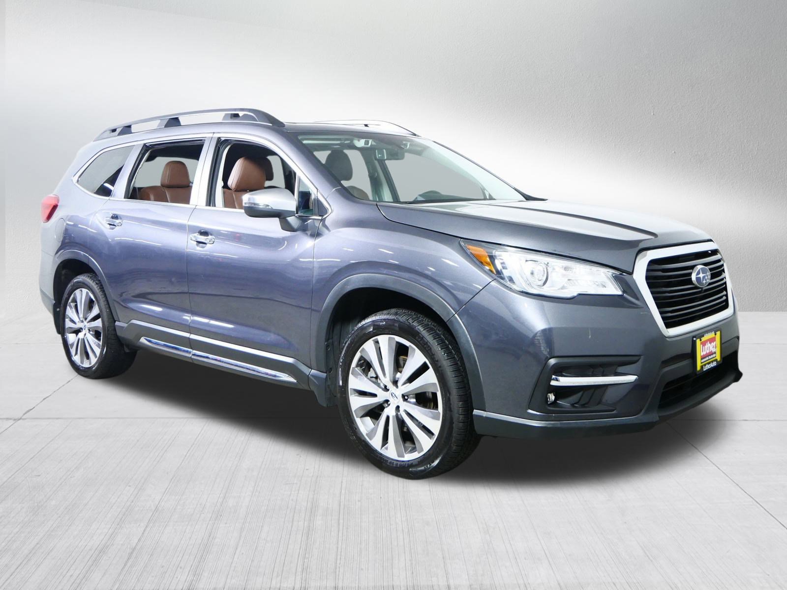 2020 Subaru Ascent Touring's photo