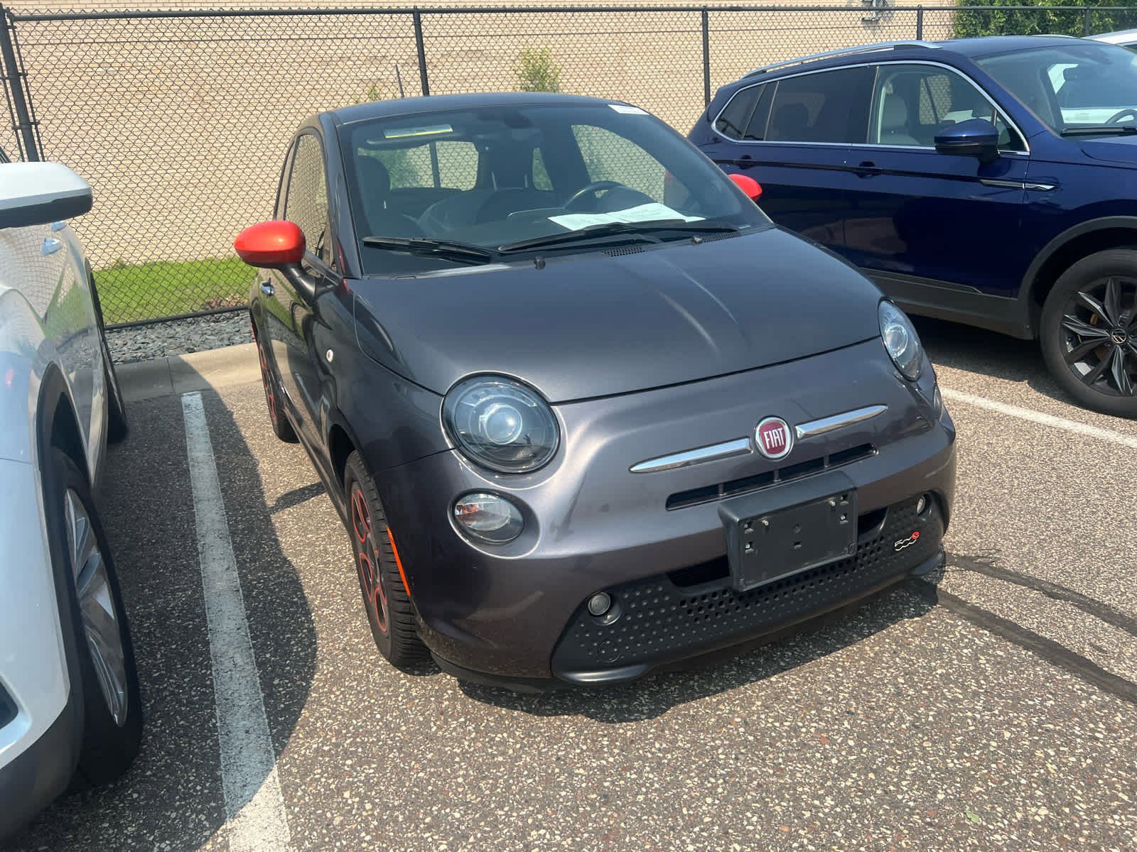 Used 2017 FIAT 500e Battery Electric with VIN 3C3CFFGE8HT661553 for sale in Brooklyn Center, Minnesota