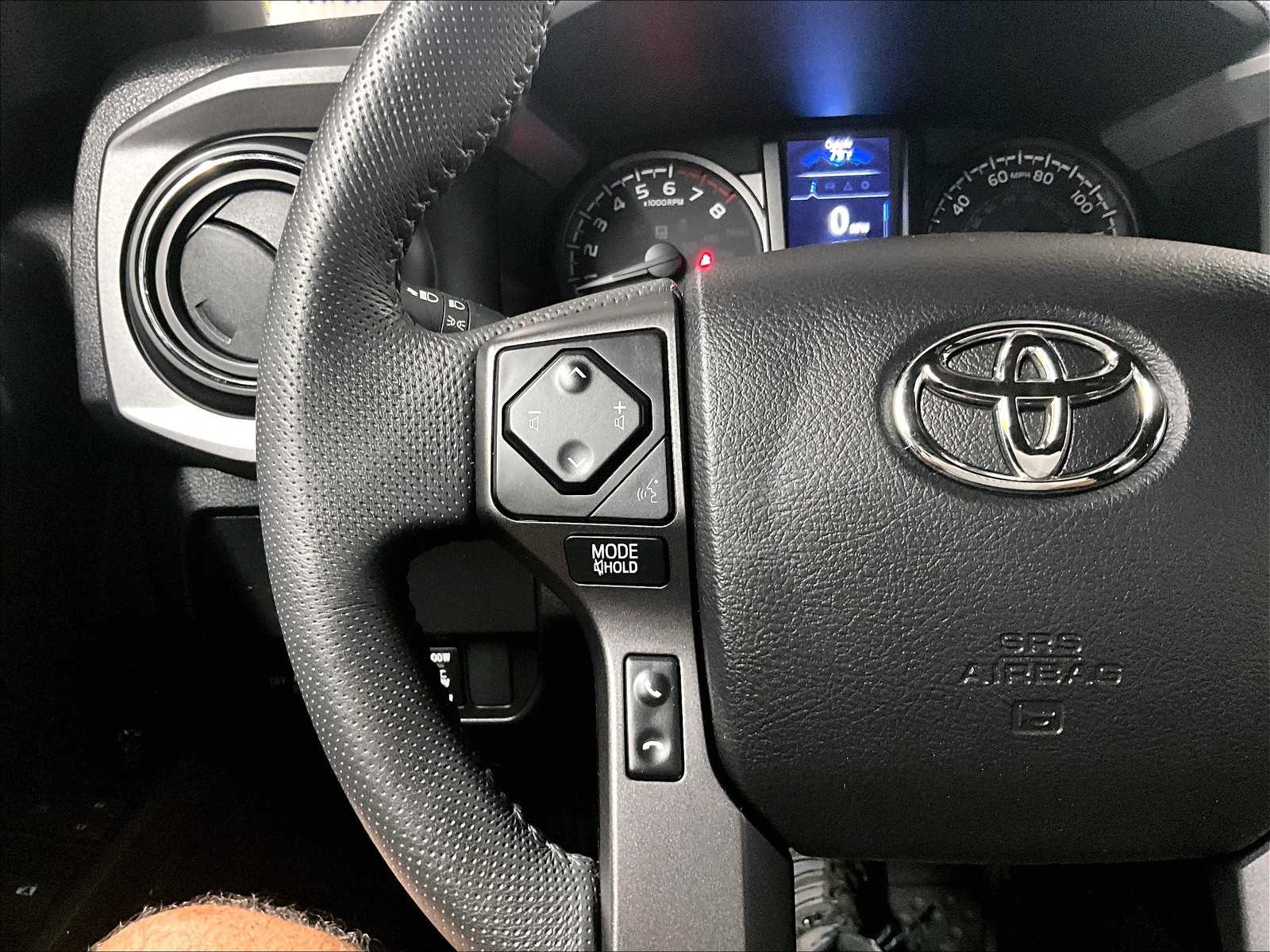 2022 Toyota Tacoma TRD Sport photo 21