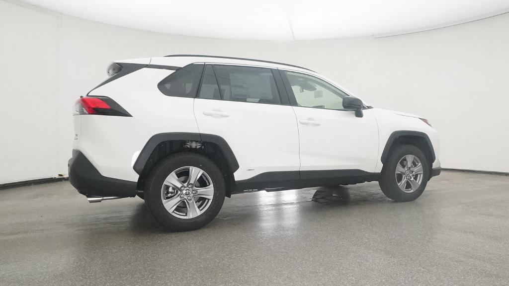 2025 Toyota RAV4 Hybrid LE photo 21