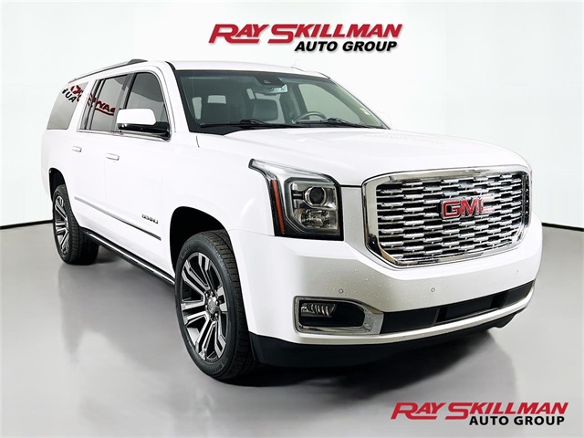 2019 GMC Yukon XL Denali's photo