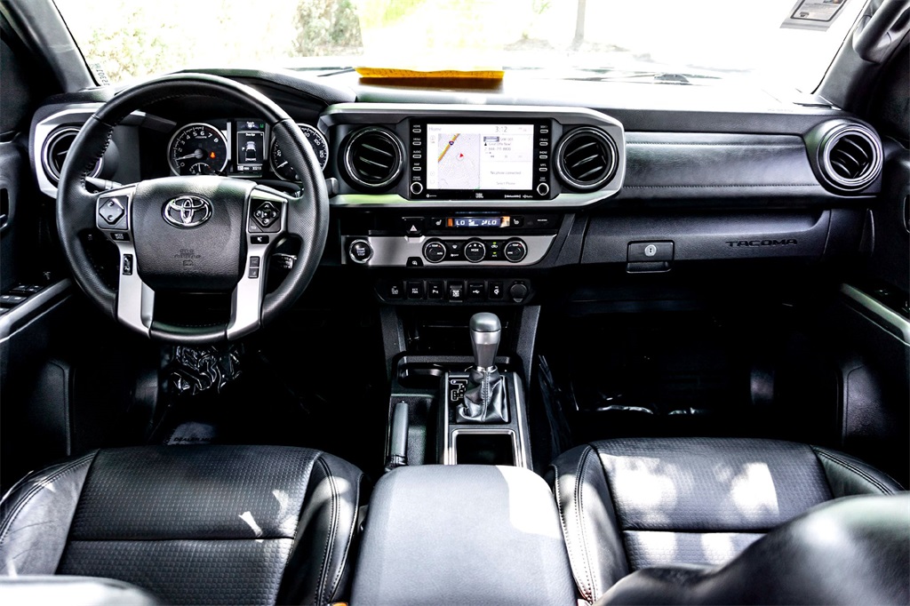 2023 Toyota Tacoma Limited photo 27