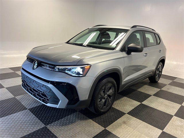 2025 Volkswagen Taos S photo 3