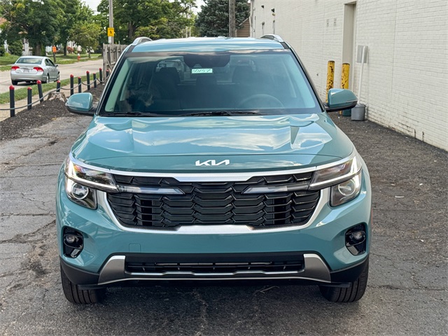 2026 Kia Seltos EX photo 9