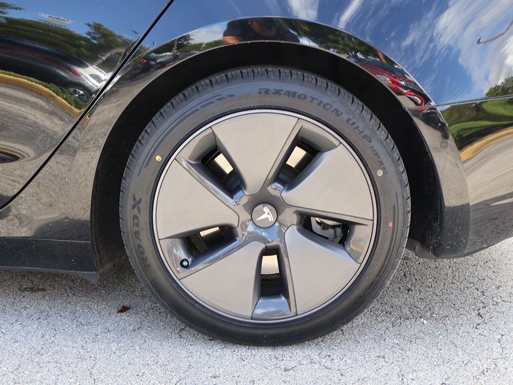 2021 Tesla Model 3 Long Range photo 23