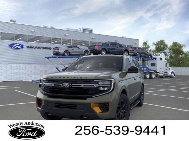 2025 Ford Expedition photo 2