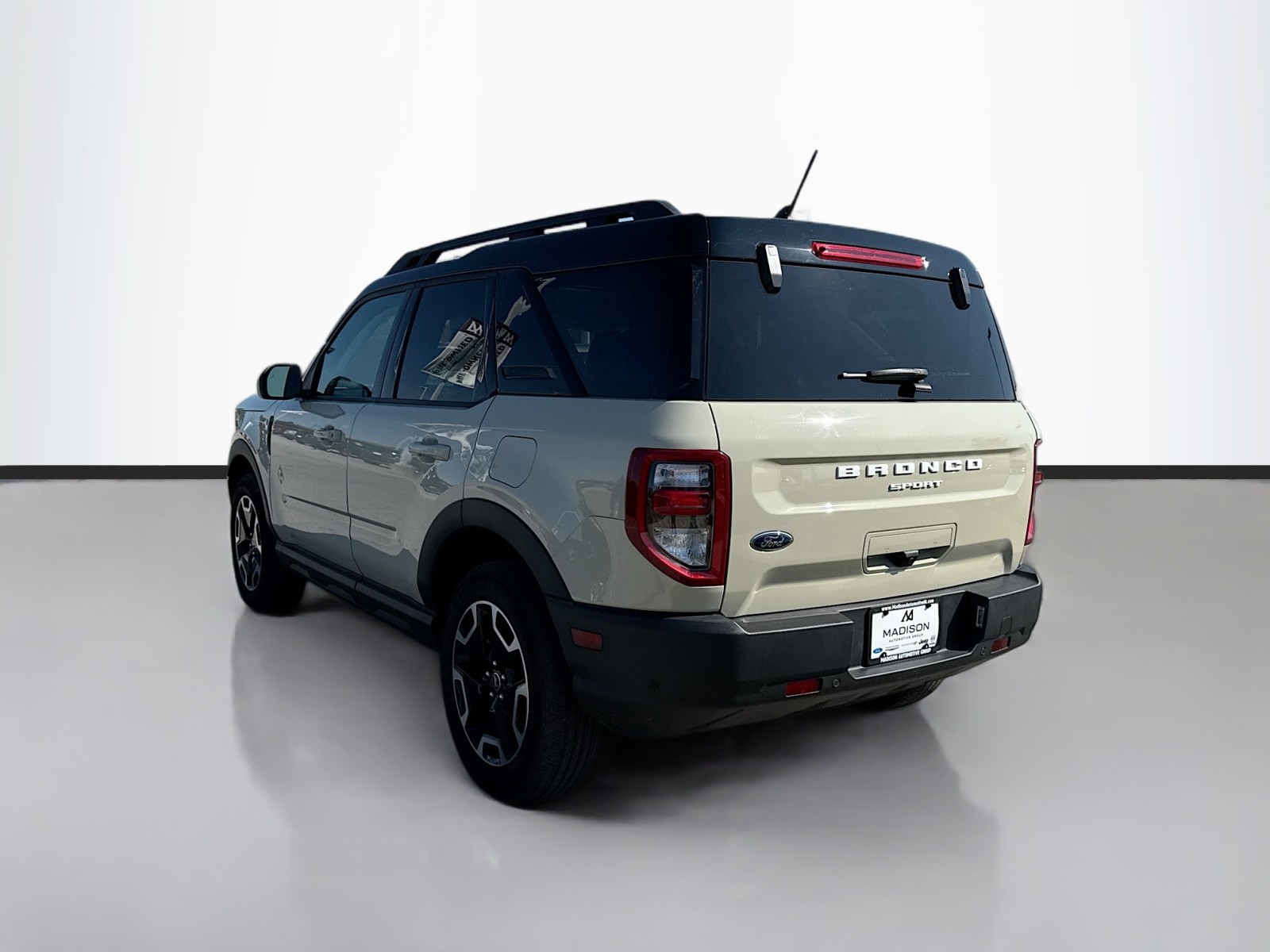 2024 Ford Bronco Sport Outer Banks photo 5