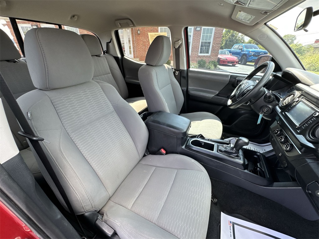 2019 Toyota Tacoma SR photo 23