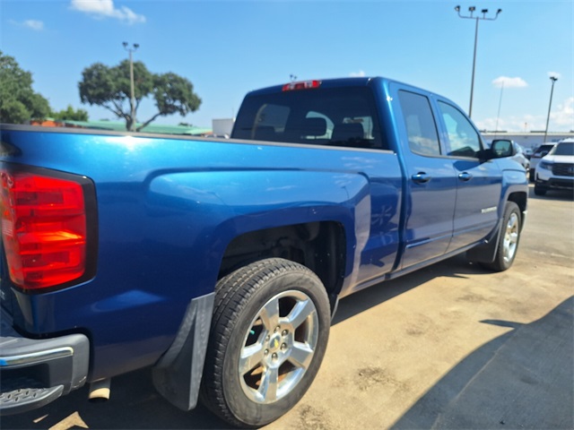 2015 Chevrolet Silverado 1500 LT photo 4