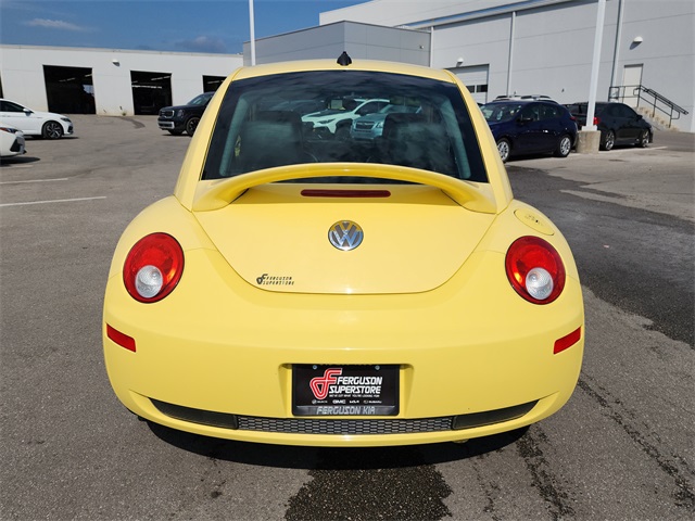 2006 Volkswagen Beetle photo 4