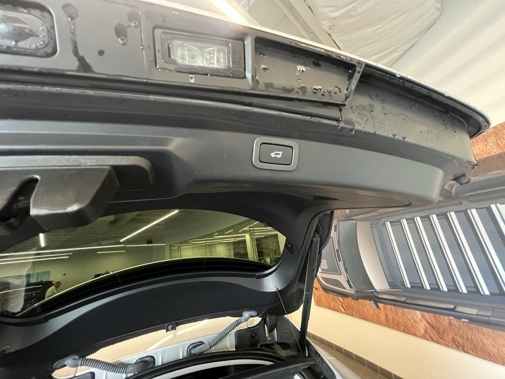 2020 Jaguar I-PACE S photo 16
