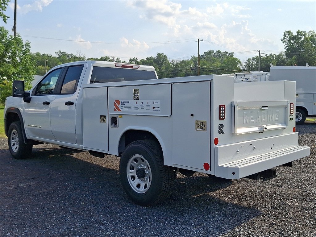 2025 Gmc Sierra 3500 HD Pro photo 2