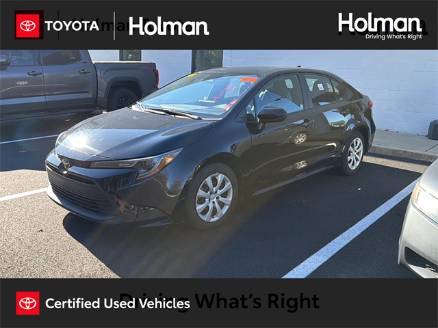 2024 Toyota Corolla LE's photo