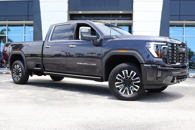2024 Gmc Sierra 3500 HD Denali Ultimate photo 2