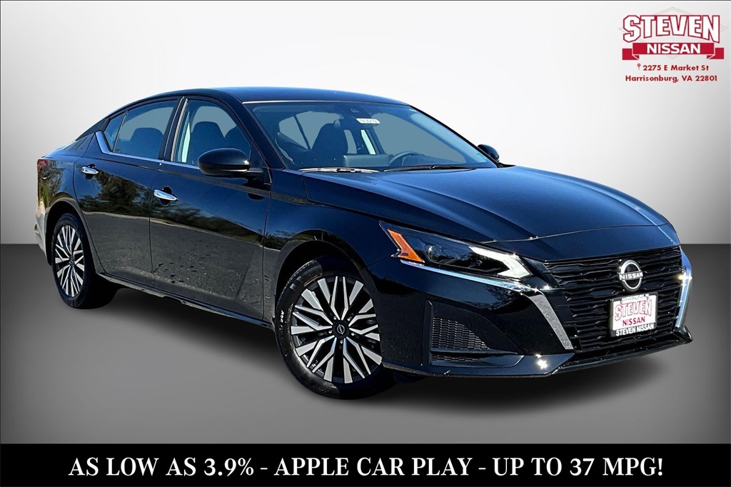 2025 Nissan Altima SV's photo