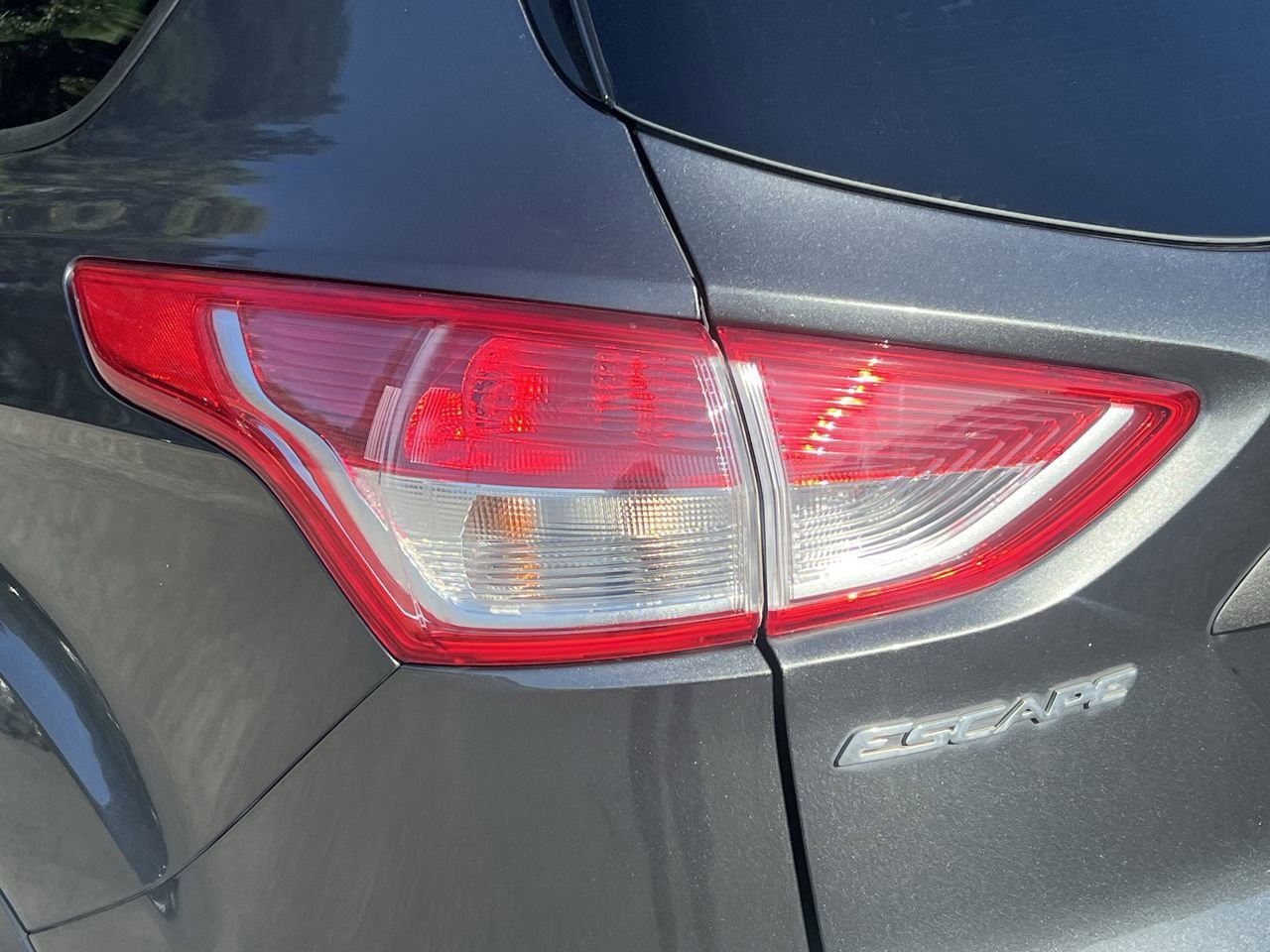 2016 Ford Escape S photo 26