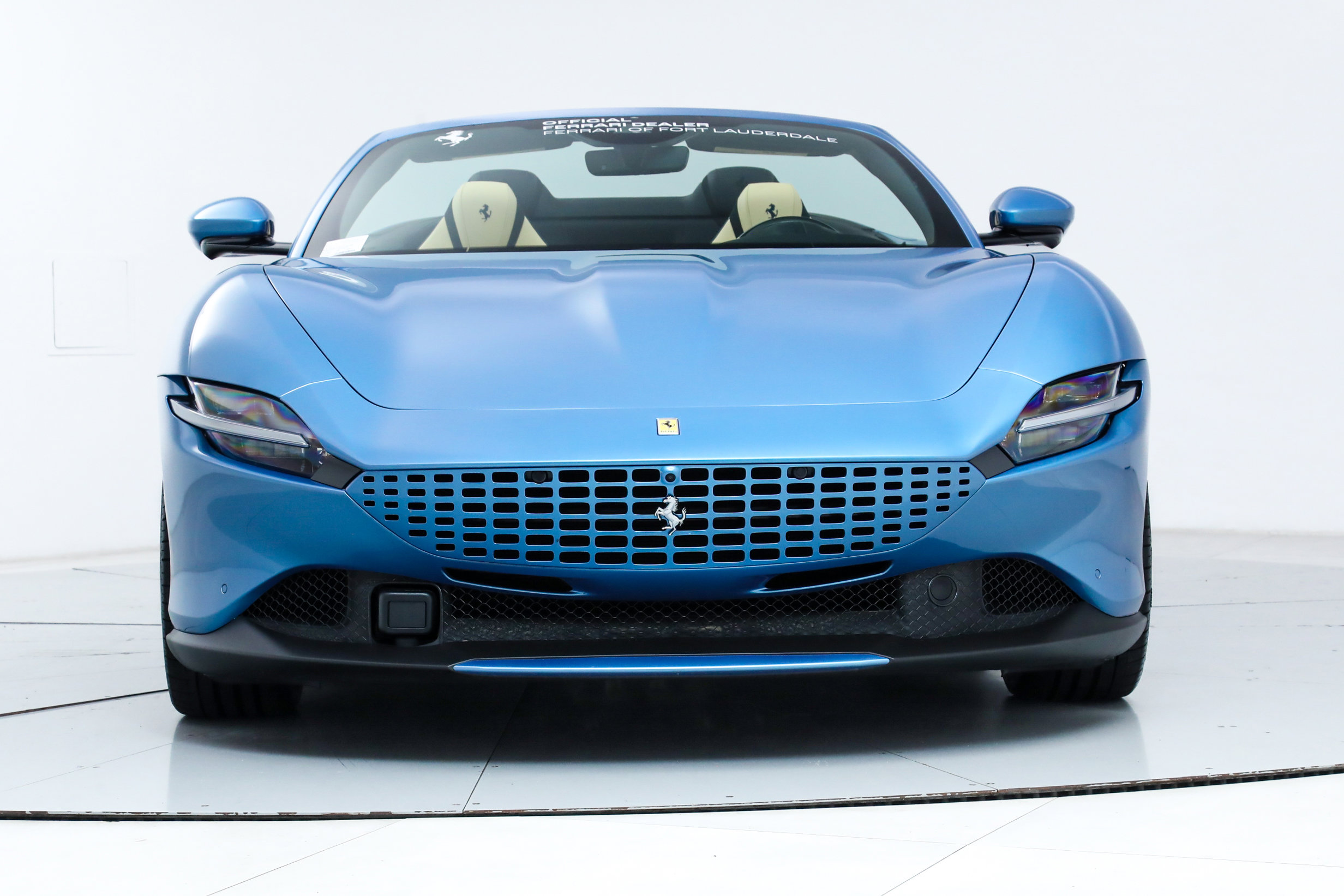 2025 Ferrari Roma Spider photo 13
