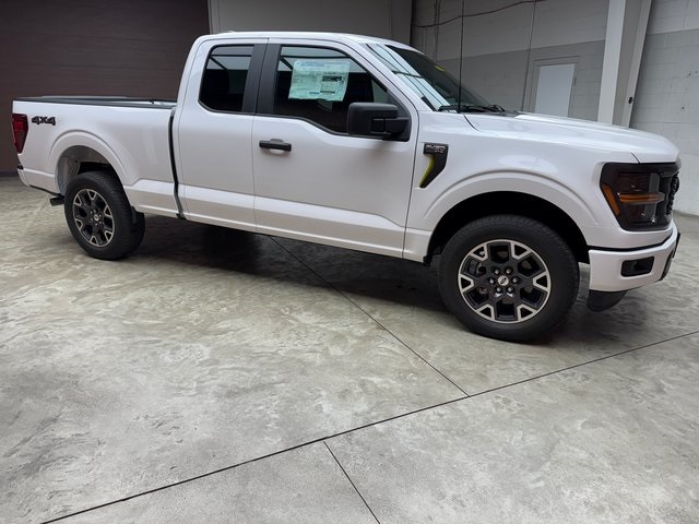 2025 Ford F-150 STX photo 6