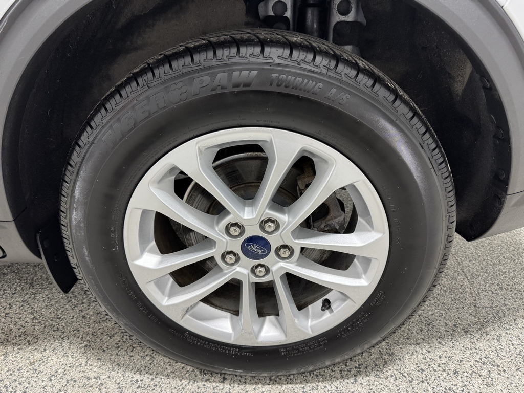 2020 Ford Escape S photo 6