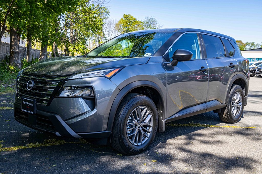 2024 Nissan Rogue S AWD photo 3