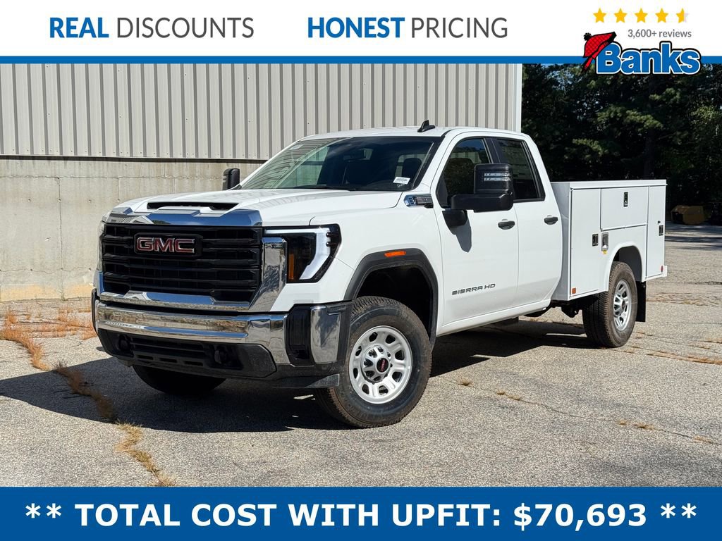 2025 GMC Sierra 3500HD Pro's photo