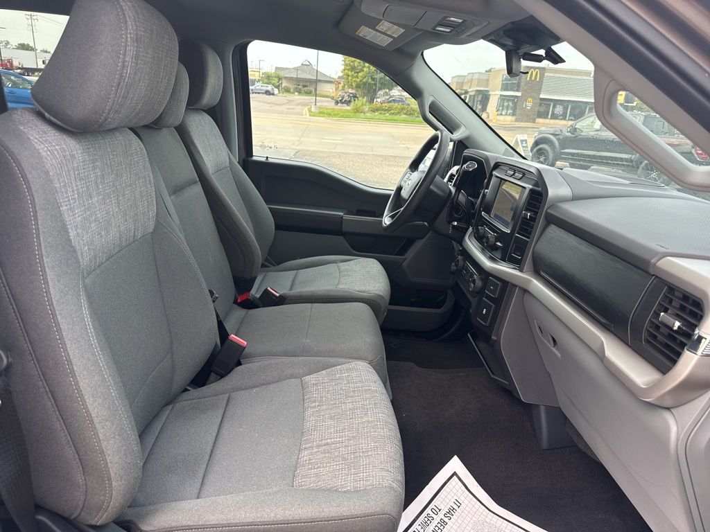 2022 Ford F-150 XLT photo 25