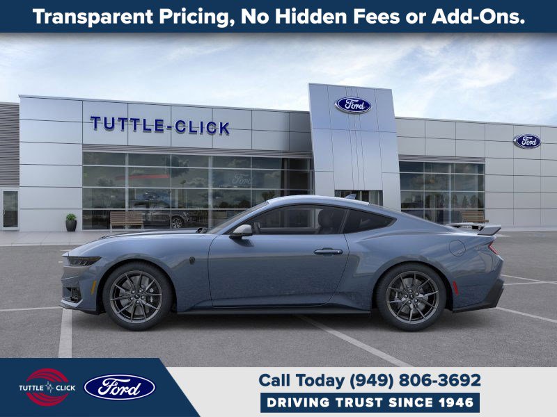 2025 Ford Mustang Dark Horse photo 2