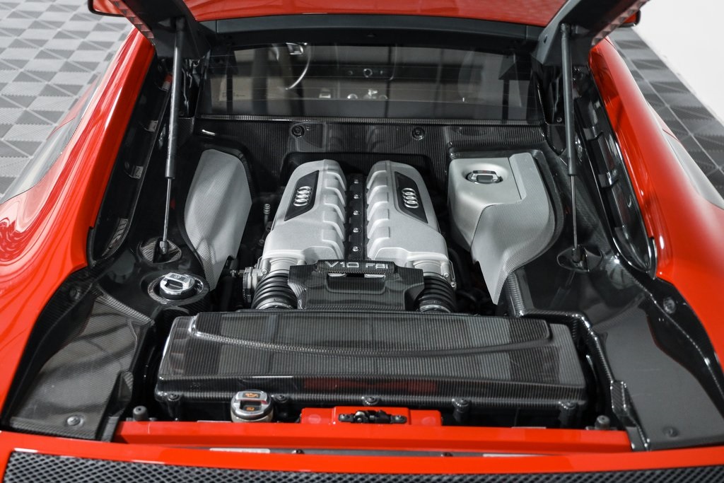 2012 Audi R8 Coupe photo 37