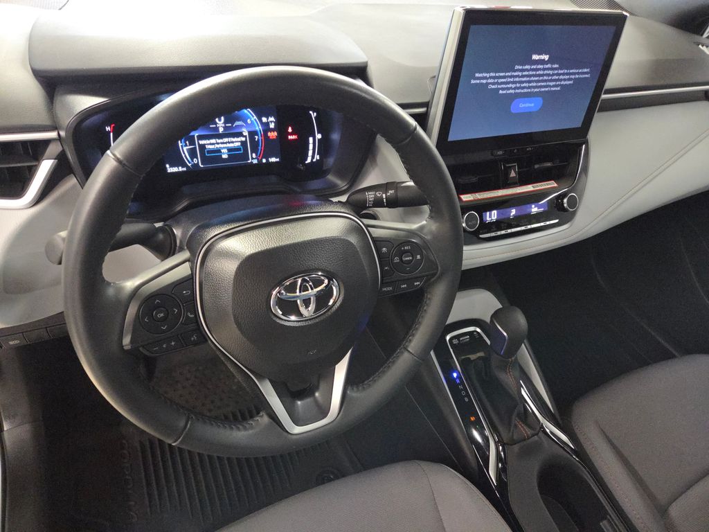 2025 Toyota Corolla SE photo 12