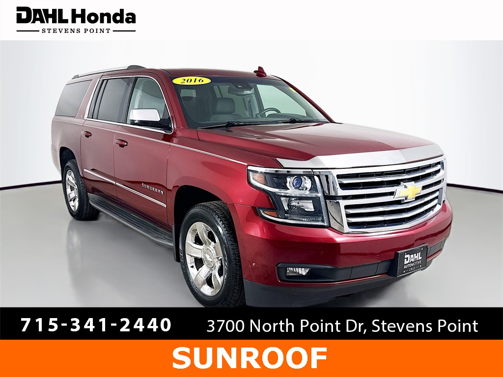 2016 Chevrolet Suburban LT's photo