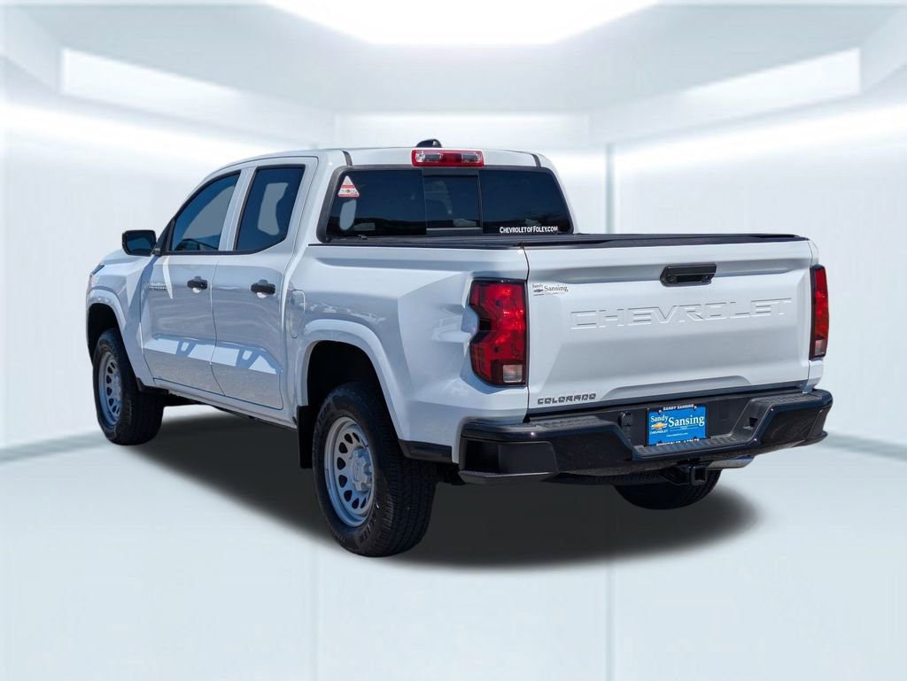 2024 Chevrolet Colorado photo 3
