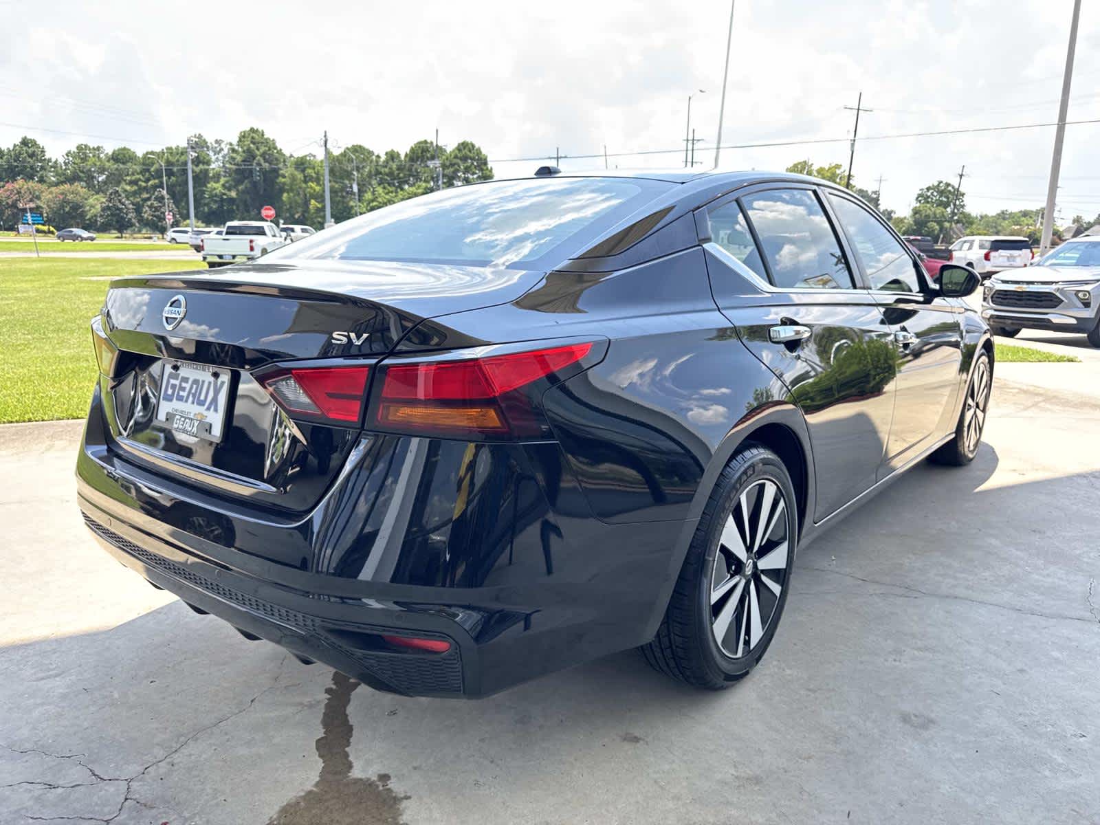 2021 Nissan Altima 2.5 SV photo 11