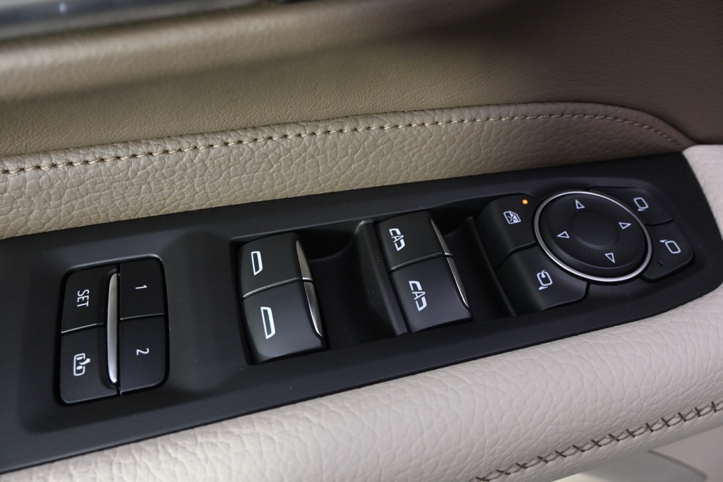 2022 Gmc Yukon Denali photo 22