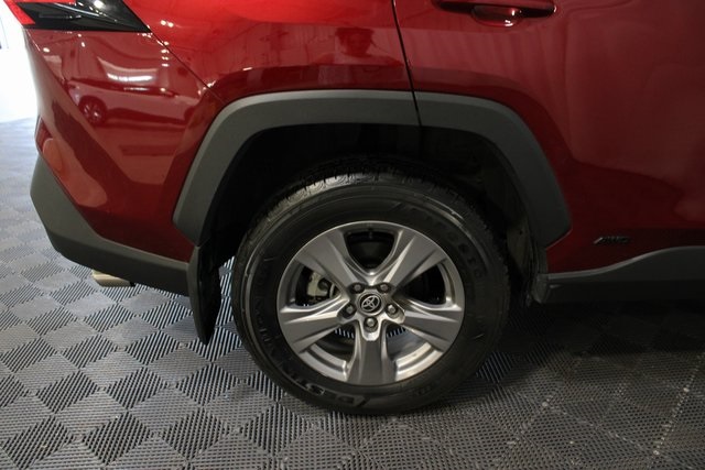 2024 Toyota RAV4 Hybrid XLE photo 10