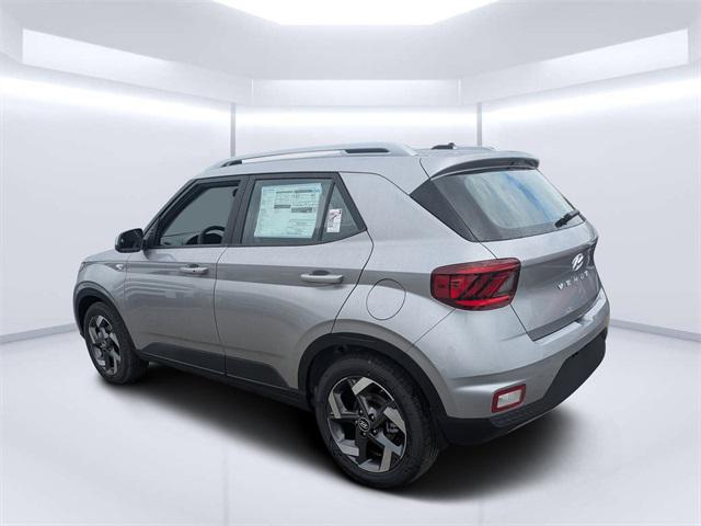 2026 Hyundai Venue SEL photo 4