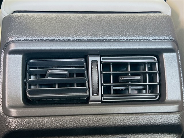 2025 Honda Accord Hybrid Touring photo 25