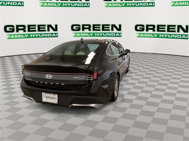 2025 Hyundai Sonata SE photo 11