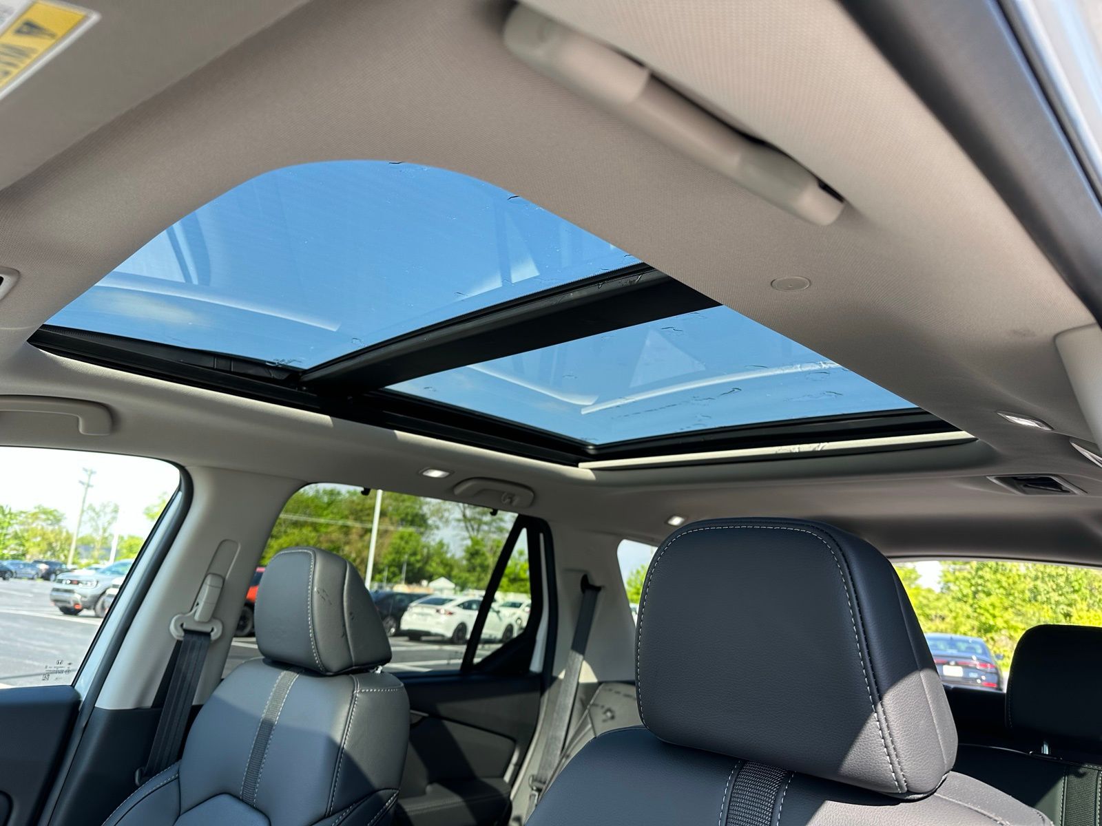 2025 Honda Pilot Touring photo 16
