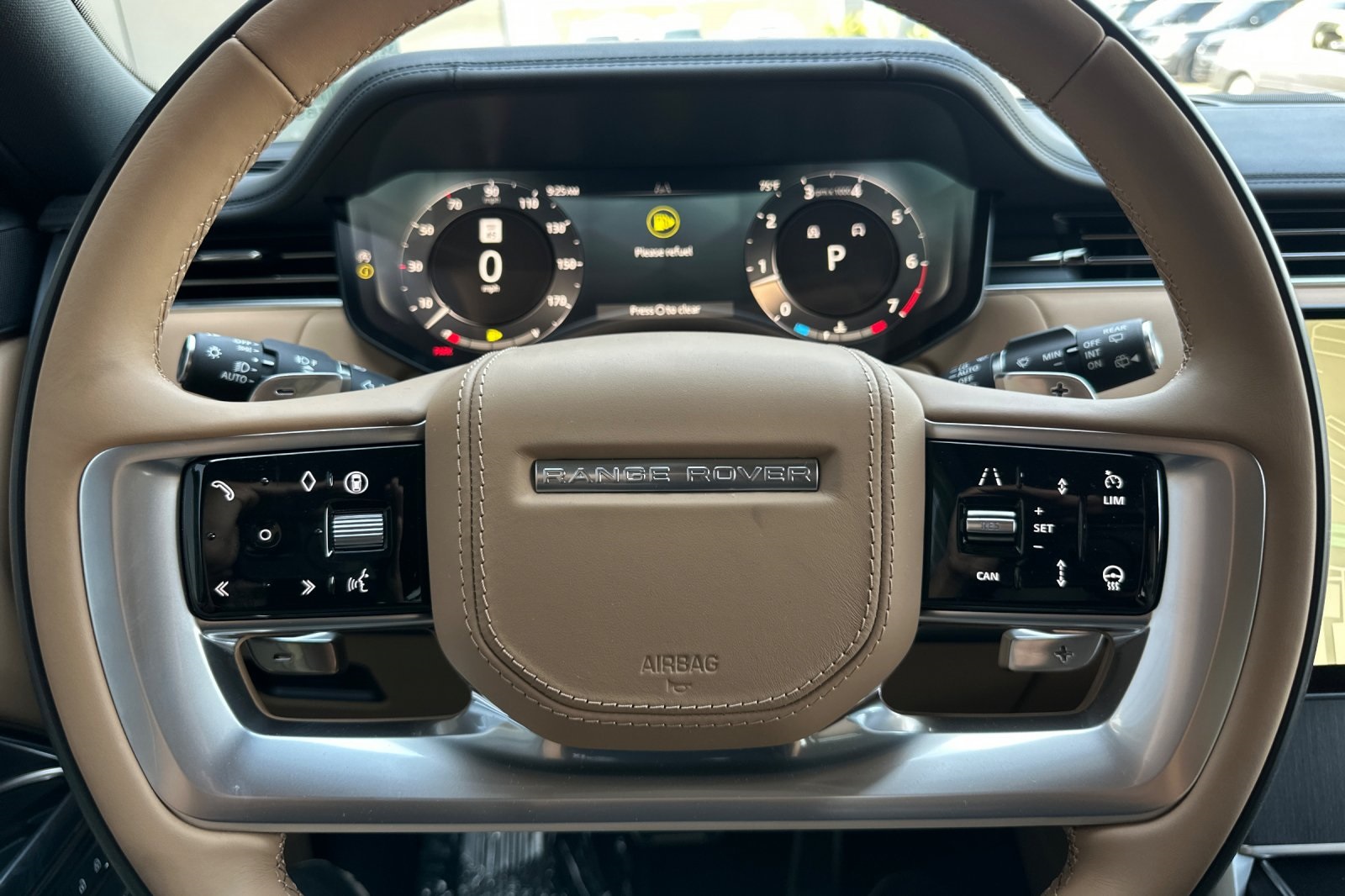 2025 Land Rover Range Rover SE photo 25
