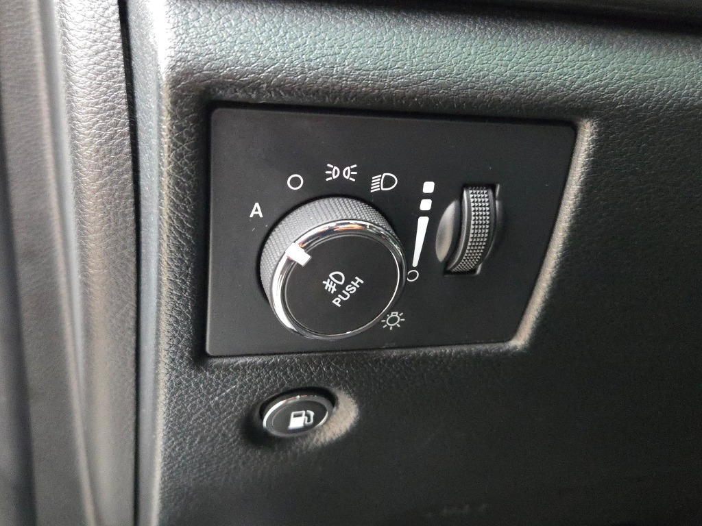 2022 Jeep Cherokee Laredo X photo 27