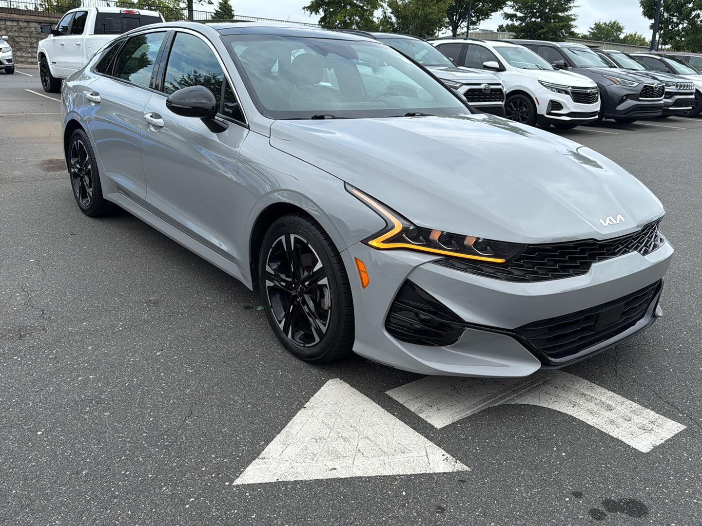 2022 Kia K5 GT-Line photo 6