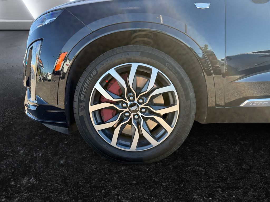 2023 Cadillac XT6 Sport photo 23