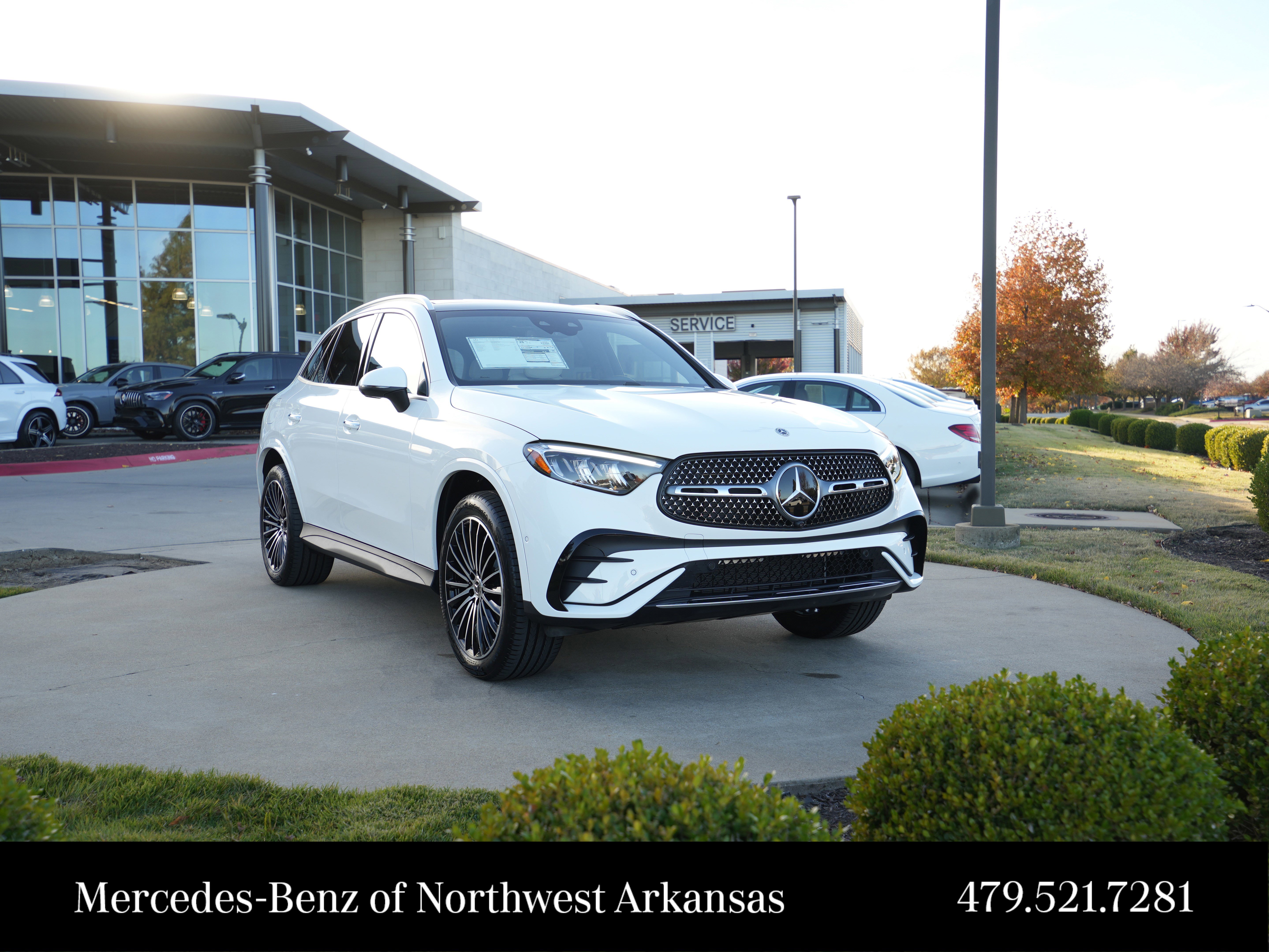 2026 Mercedes-Benz GLC Base's photo