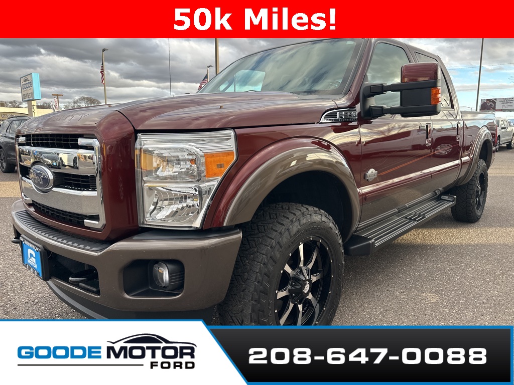 2015 Ford F-350 Super Duty Lariat's photo