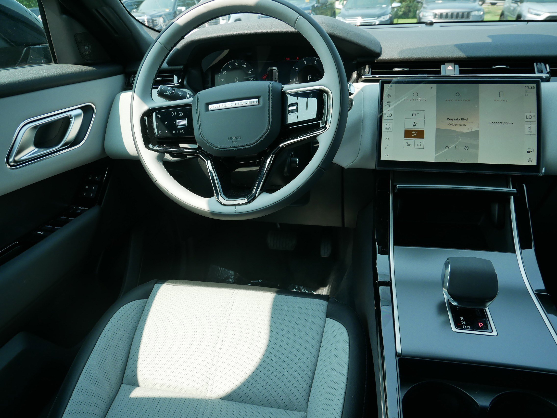 2026 Land Rover Range Rover Velar S photo 8