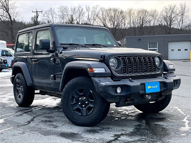 2025 Jeep Wrangler Sport's photo