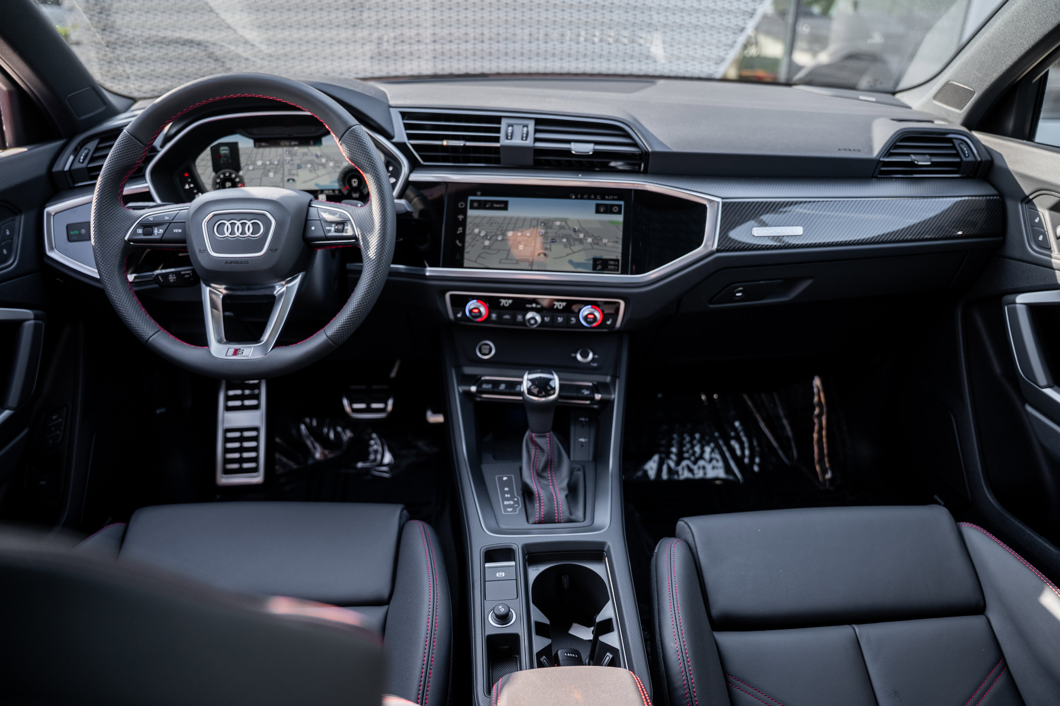 2025 Audi Q3 S line Premium Plus photo 3