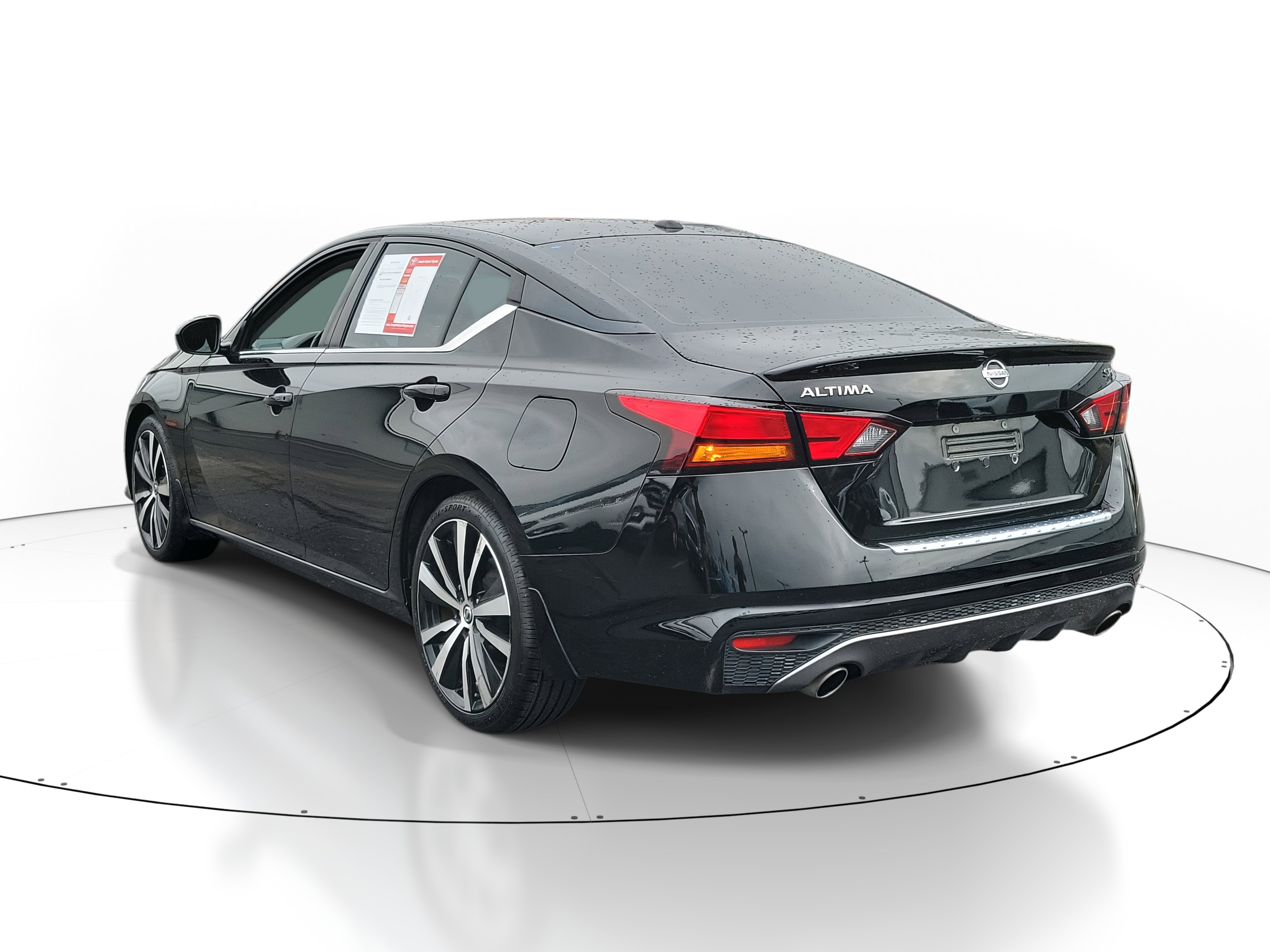 2019 Nissan Altima 2.5 SR photo 3