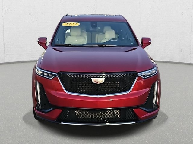 2023 Cadillac XT6 Sport photo 2